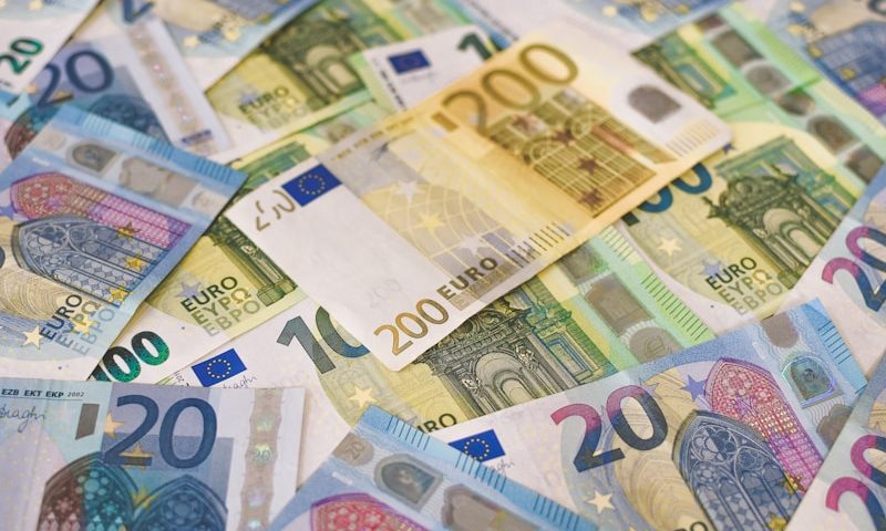 Why RBI kept banks open on Mahavir Jayanti — and what you must complete before midnight